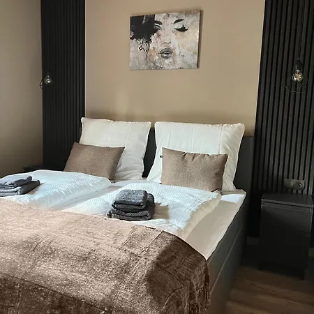 The Steakhouse - Guest 3*